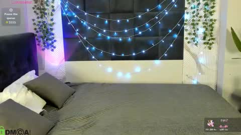 Melany online show from February 19, 11:59 pm