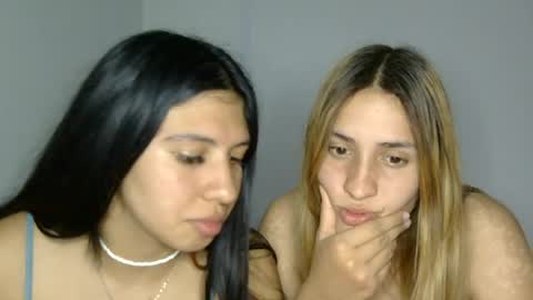 Valentina y Melissa online show from July 16, 4:05 am