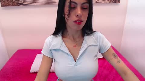 Snapshot of melisa_torrez chatting on March 7, 11:40 am melisa online show from March 7, 11:40 am