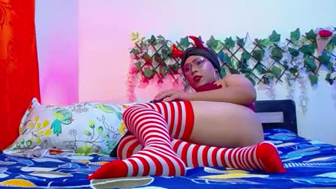 melisacolins69 online show from October 19, 2:16 am