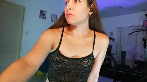 Melisa online show from April 5, 2:30 am