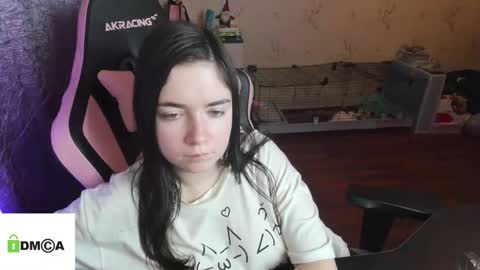 melisanilson online show from December 3, 1:48 am