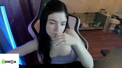 melisanilson online show from May 17, 8:29 pm