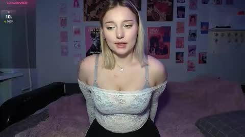 Missi online show from March 16, 5:44 am