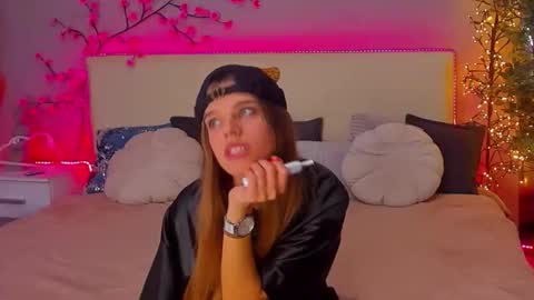 MelissaCrayzy online show from November 23, 12:36 pm