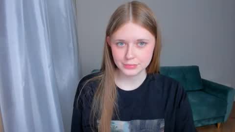 Melissa online show from March 2, 8:37 pm