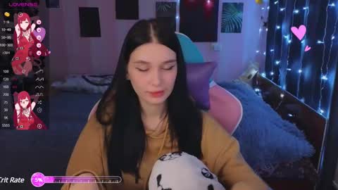 Snapshot of mella_freya chatting on December 1, 9:17 pm Freya  IM NONUDE online show from December 1, 9:17 pm