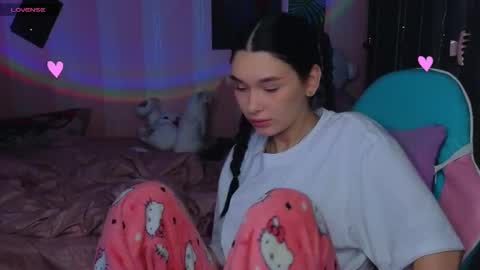 Snapshot of mella_freya chatting on September 28, 11:14 pm Freya  IM NONUDE online show from September 28, 11:14 pm