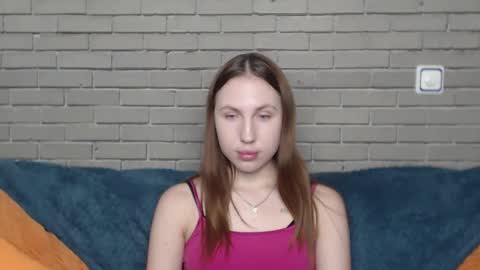 Snapshot of mellingi chatting on October 23, 6:37 am mellingi online show from October 23, 6:37 am