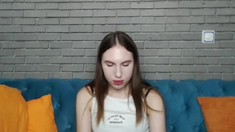 Snapshot of mellingi chatting on September 22, 6:28 am mellingi online show from September 22, 6:28 am