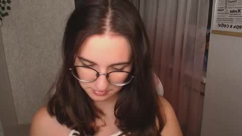 mellonmayre online show from October 22, 8:32 pm