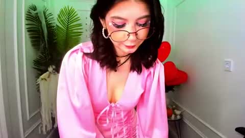 mellsawertyq online show from October 22, 8:32 pm