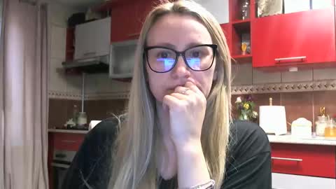 Melly online show from March 24, 7:36 am