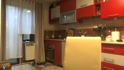 Melly online show from September 30, 6:24 am