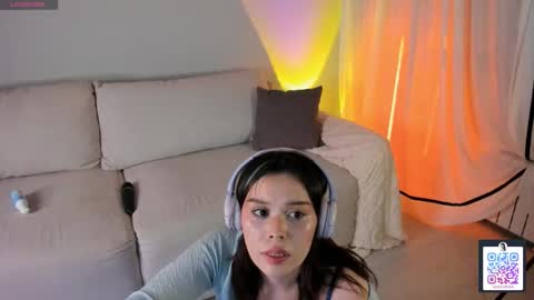 Mel online show from October 24, 4:08 pm