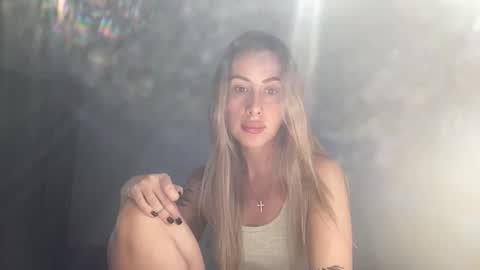 Melodie online show from September 16, 3:59 pm