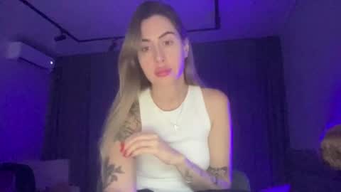 Melodie online show from October 6, 4:25 pm