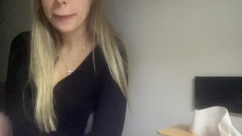 Melodie online show from October 19, 3:38 pm