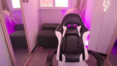 melody701583as online show from March 5, 3:21 pm