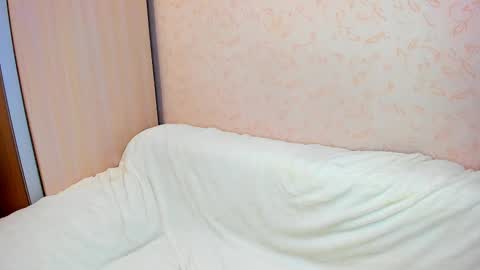 Snapshot of melodyoflovee chatting on October 11, 5:05 pm Kaylie online show from October 11, 5:05 pm