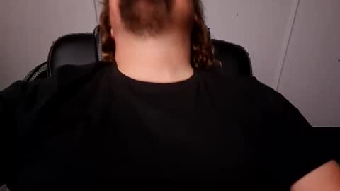 men10_12_1983 online show from January 6, 8:02 pm