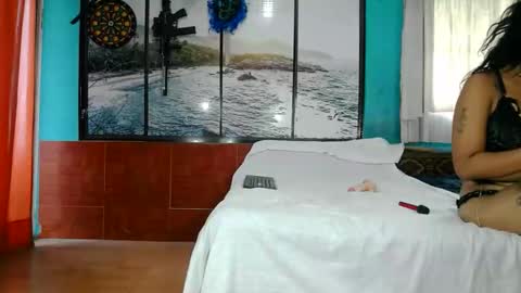 Snapshot of menesis888moon chatting on October 17, 7:07 pm menesis888moon online show from October 17, 7:07 pm