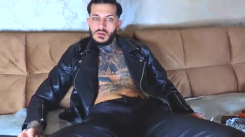 Fallow my ONLYFANS for xxx daily online show from April 4, 12:23 pm