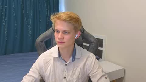 Mickey online show from October 30, 10:38 am