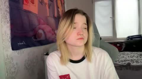 meowme online show from January 1, 6:26 am