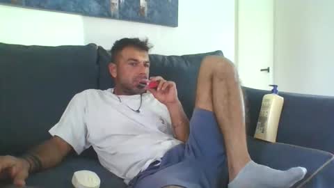 Snapshot of mercedes190d chatting on October 21, 6:00 pm Mercedes190d online show from October 21, 6:00 pm