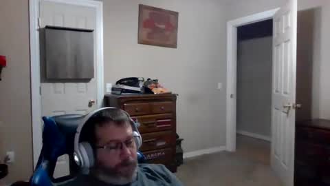 mercer1977 online show from December 13, 8:04 pm