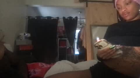 InHer77 online show from November 11, 4:20 pm