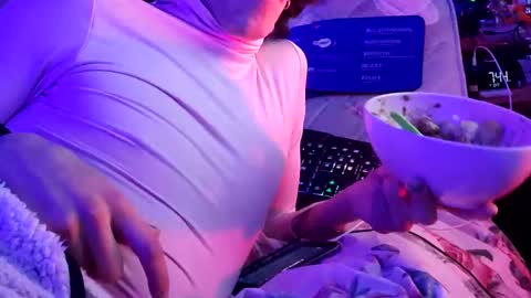 gurlnips online show from February 11, 3:50 am