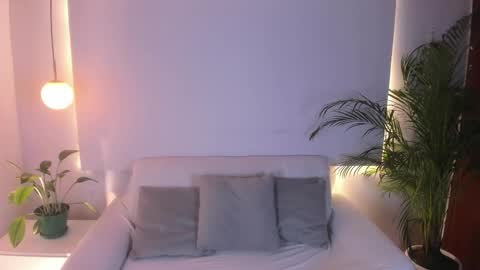 MERI online show from November 24, 7:56 pm