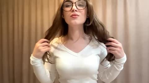 Rina online show from October 8, 6:25 pm