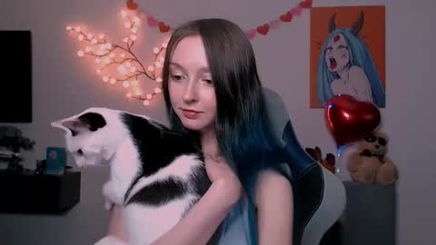 mermaidvibestides online show from March 14, 10:47 pm