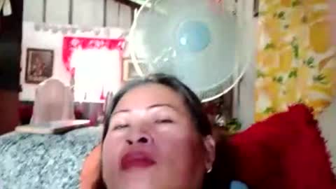 Snapshot of merry_ann123 chatting on October 17, 6:28 am merry_ann123 online show from October 17, 6:28 am