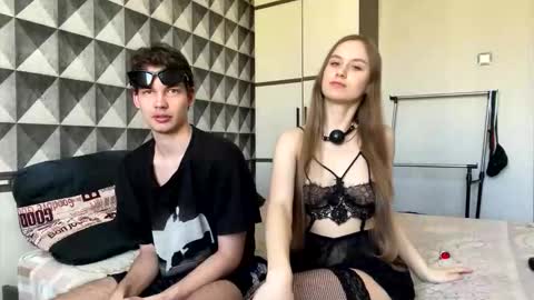 Johnny and Hailey online show from January 12, 5:03 am