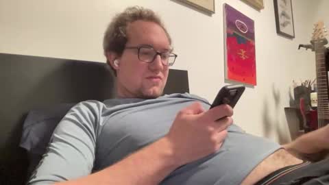 metallica92786 online show from December 22, 4:41 am