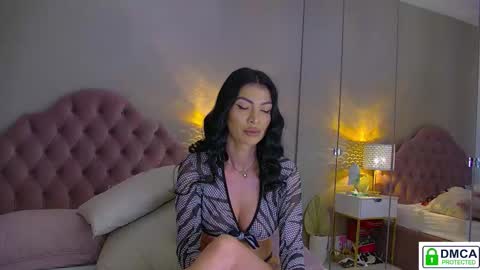 Snapshot of metishacaprice chatting on October 16, 8:58 am Metisha online show from October 16, 8:58 am