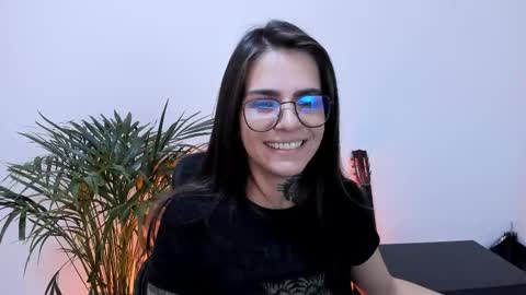 Snapshot of meurief chatting on March 6, 3:24 pm Meurif online show from March 6, 3:24 pm