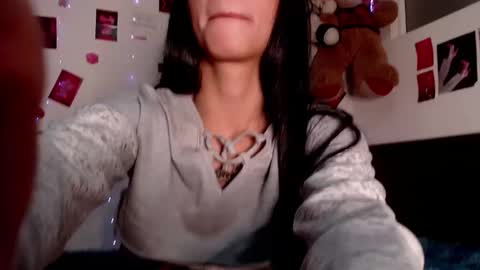 meygan_ online show from December 3, 3:51 am