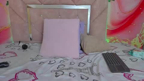 mia__blaze_ online show from February 27, 3:32 am