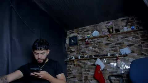 Mia and vincentt model indepent online show from January 7, 3:33 am