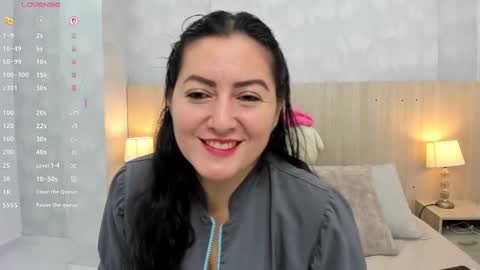 Snapshot of mia_aristizabal chatting on October 18, 11:47 am Mia Aristizabal online show from October 18, 11:47 am