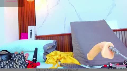 Mia Conde online show from December 17, 5:14 am