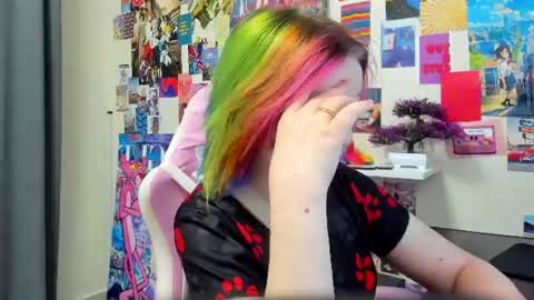 Mia online show from July 6, 3:03 am