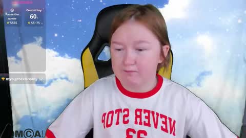 Mia online show from November 21, 4:10 am