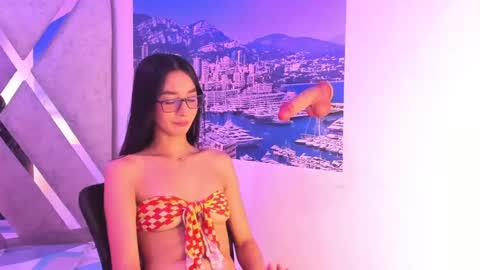Snapshot of mia_fowler7 chatting on September 10, 8:21 pm MIA online show from September 10, 8:21 pm