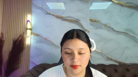 Mia online show from September 25, 8:27 pm